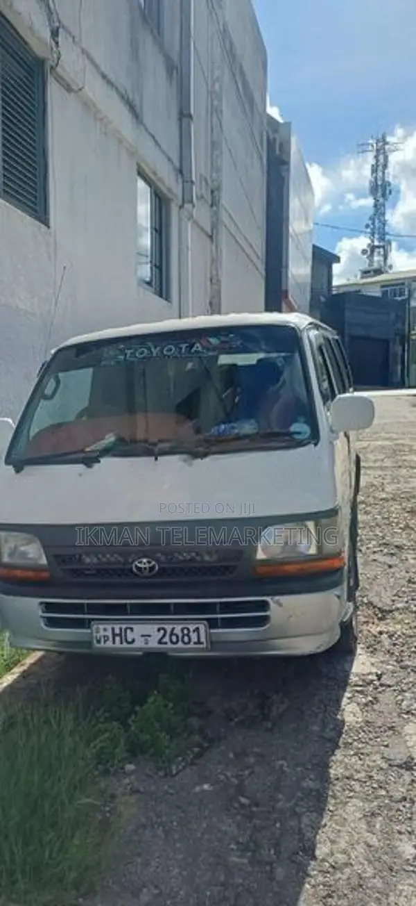 Toyota Hiace Dolphin Super GL 1997