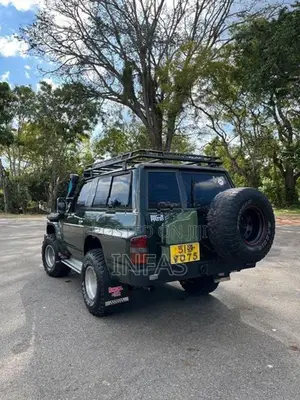 Nissan Patrol Safari 1982