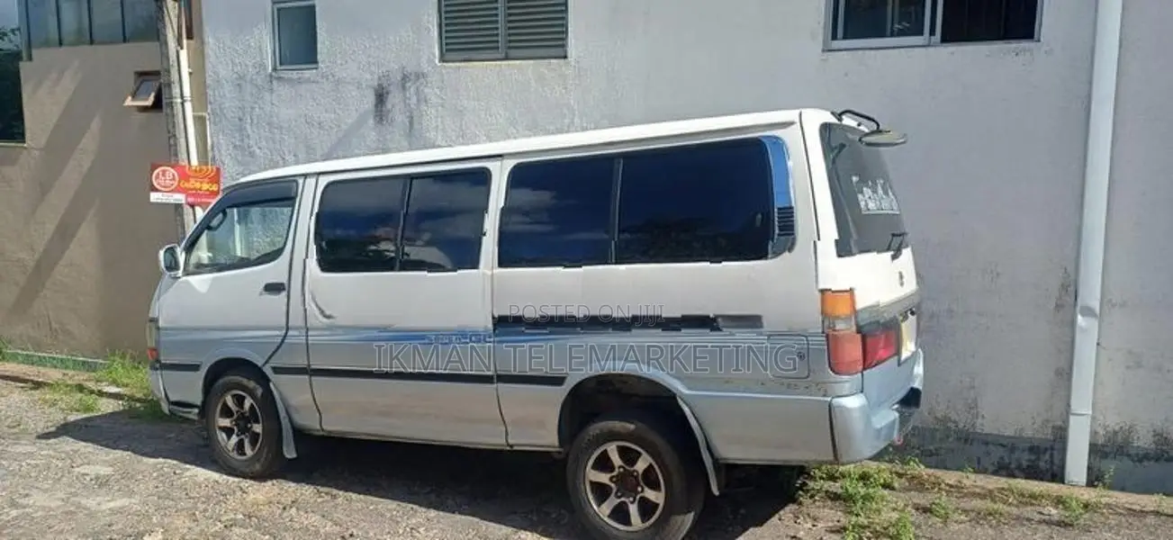 Toyota Hiace Dolphin Super GL 1997