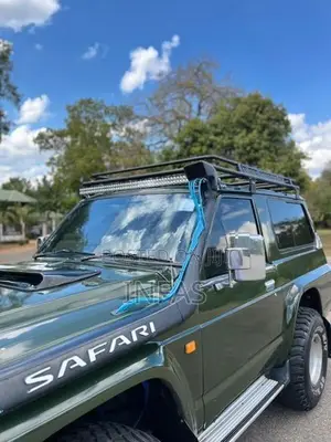 Nissan Patrol Safari 1982