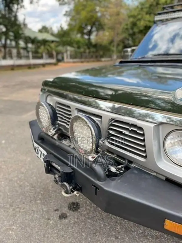 Nissan Patrol Safari 1982