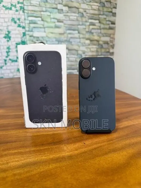 Apple iPhone 16 128GB (Used)