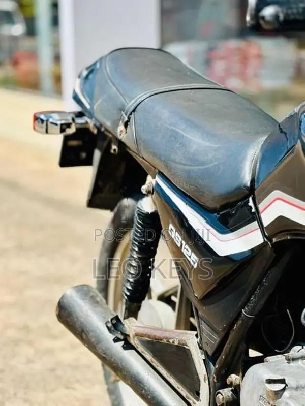 Suzuki GS 125 1999
