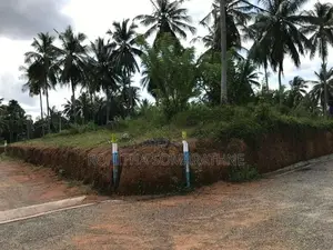 Land for Sale at Prime Zone 5 Nittambuwa Pasyala