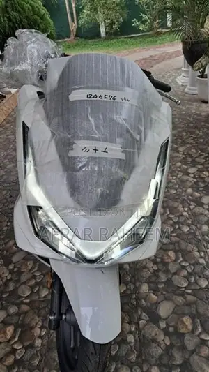 Honda PCX160 2025