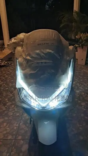 Honda PCX160 2025