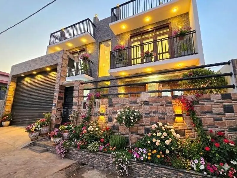 Luxury House For Sale - Kahatuduwa