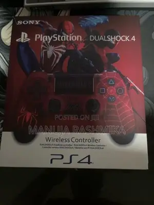 PS4 Controller