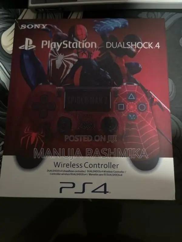 PS4 Controller