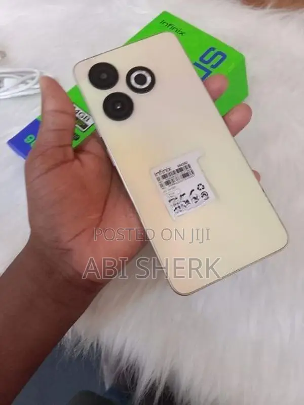 Infinix Smart 8 (Used)