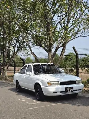 Nissan Sunny SB13 1993