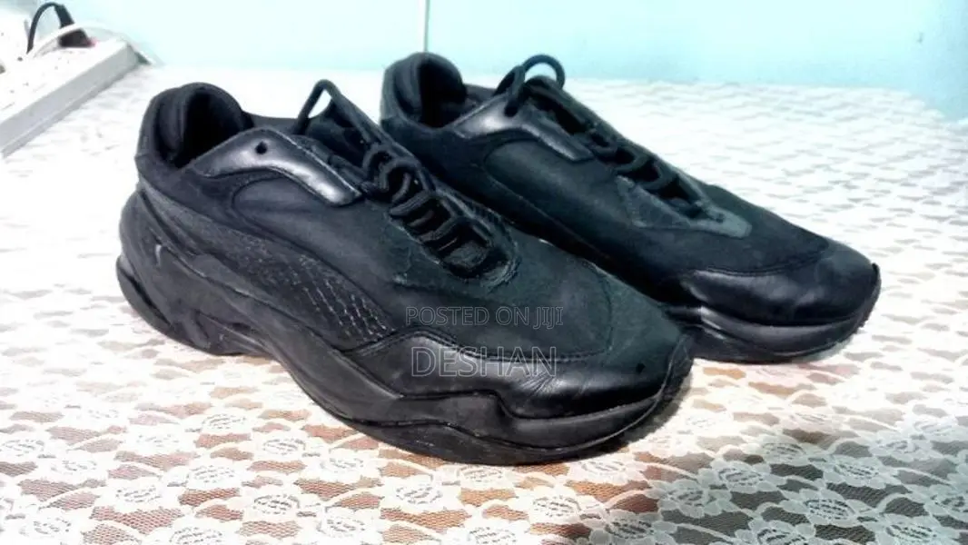 Puma Black Sneakers