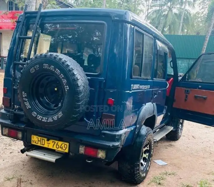 Tata Sumo 2003