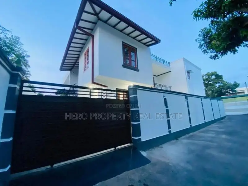 Super Elegant House for Sale in Piliyandala