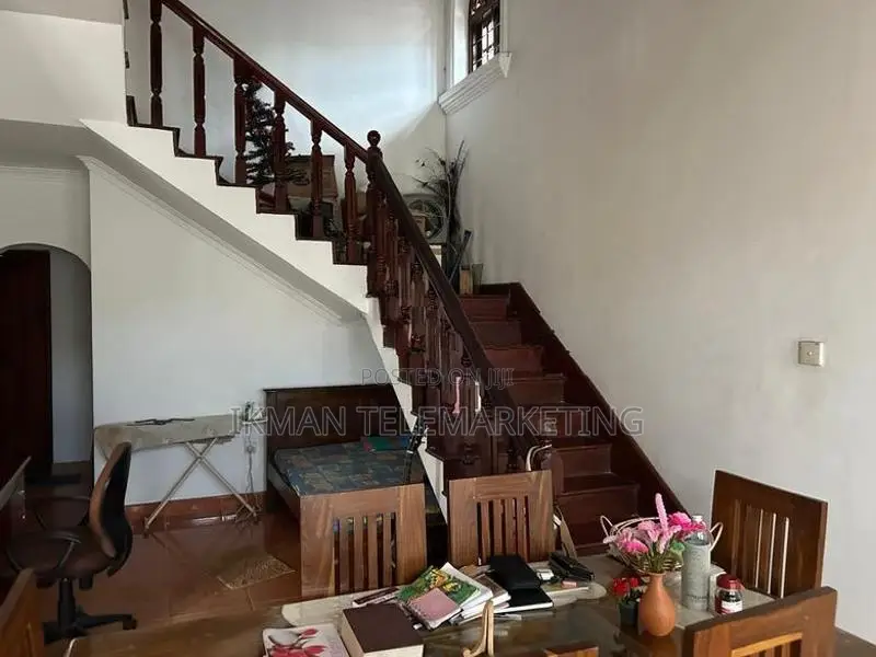 Land with Two-Storey House for Sale in Homagama