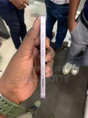 Apple iPhone 14 (Used)