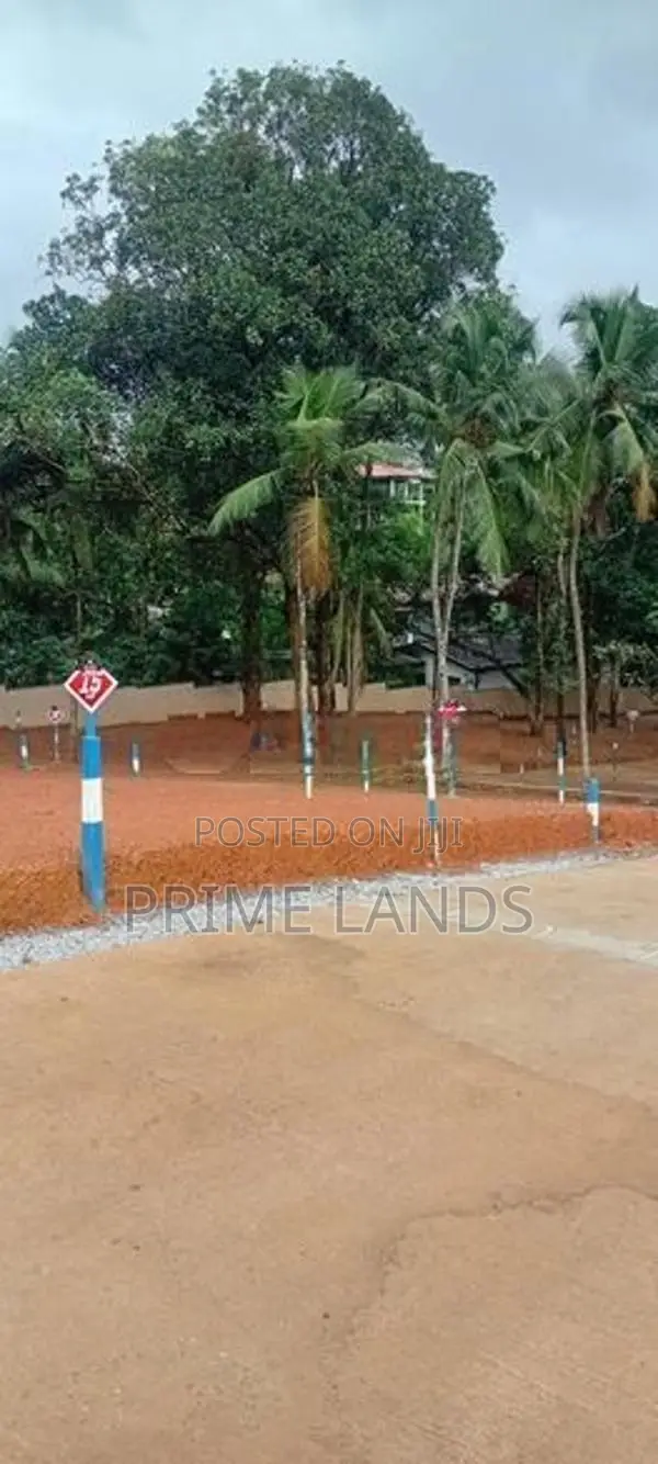 Land In Kadawatha Town