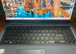 Asus Vivobook Laptop