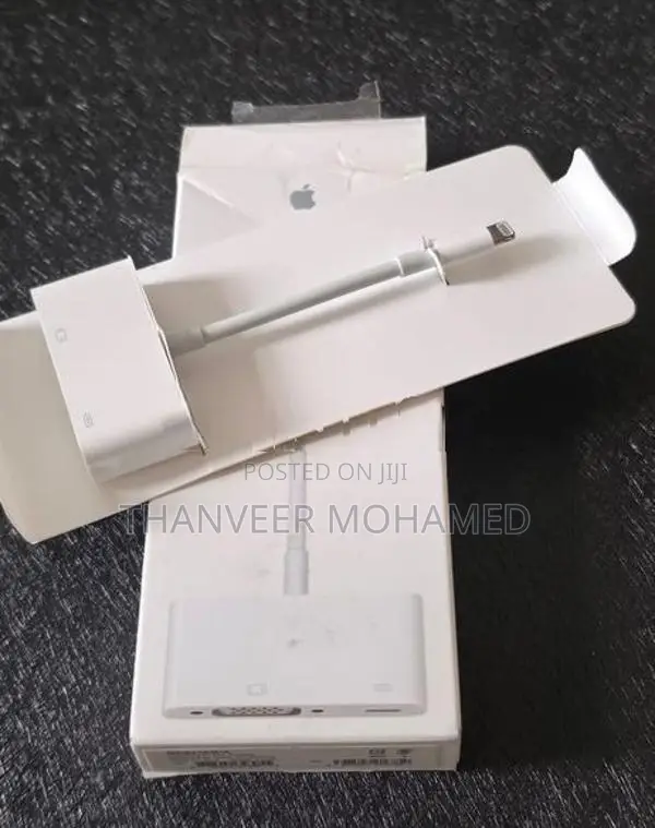 Apple VGA Adapter
