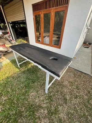Spa Bed / Massage