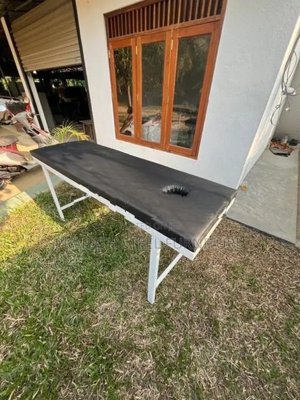 Spa Bed / Massage
