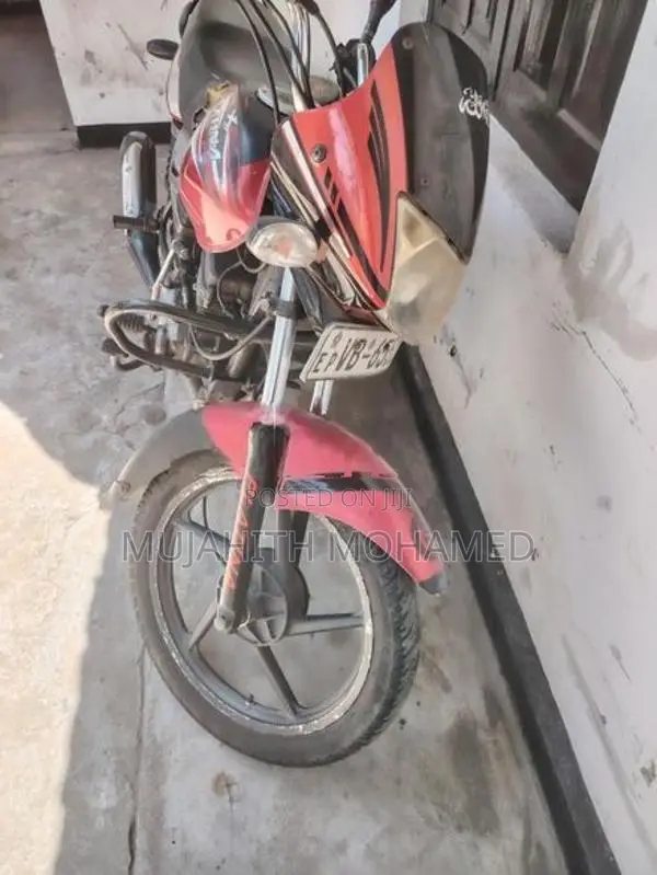 Bajaj Platina 125 2012