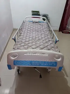 ​Manual ICU Elder’s Bed with Air Regular Mattress