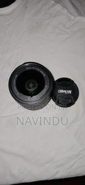 Nikon D5600 with Lens For Parts