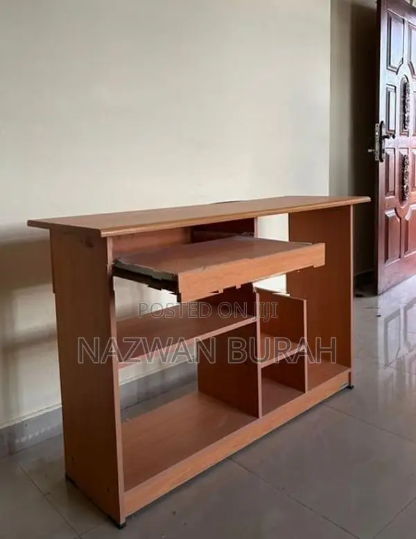 Computer Table
