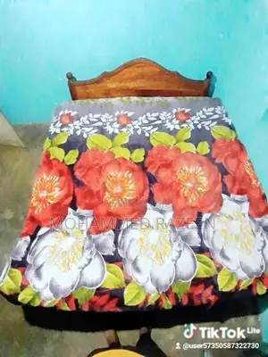 Comfortable Soft Blankets 80in × 90 In