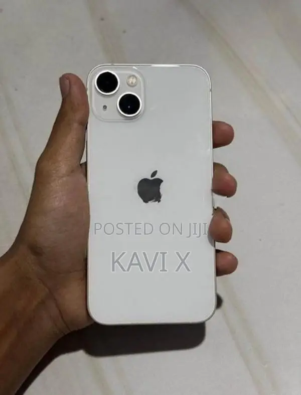 Apple iPhone 13 (Used)