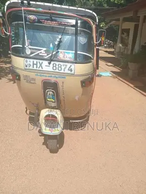 Bajaj RE HX 2006