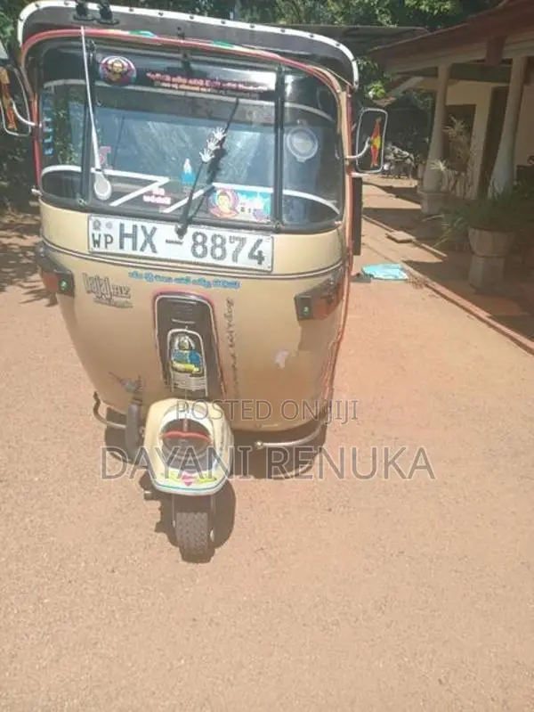 Bajaj RE HX 2006