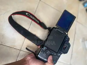 Canon EOS 70D DSLR