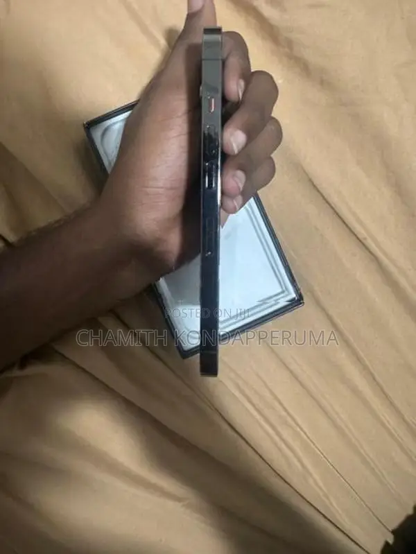 Apple iPhone 13 Pro (Used)