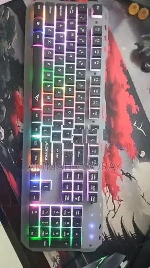 Alcatraz X-Craft XKB 300, Keyboard.