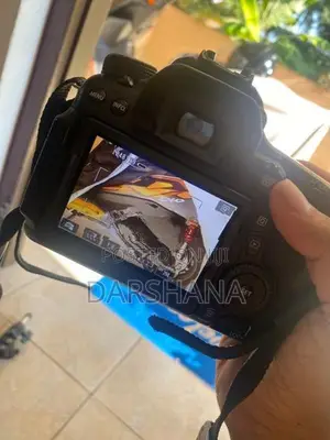 Canon EOS 70D DSLR