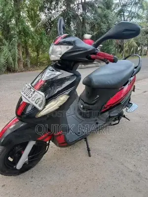 Mahindra Uzo 125 2017