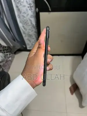 Apple iPhone XS Max (Used)
