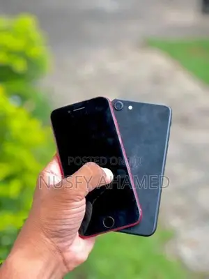 Apple iPhone SE 2 (Used)