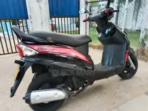 Mahindra Uzo 125 2017
