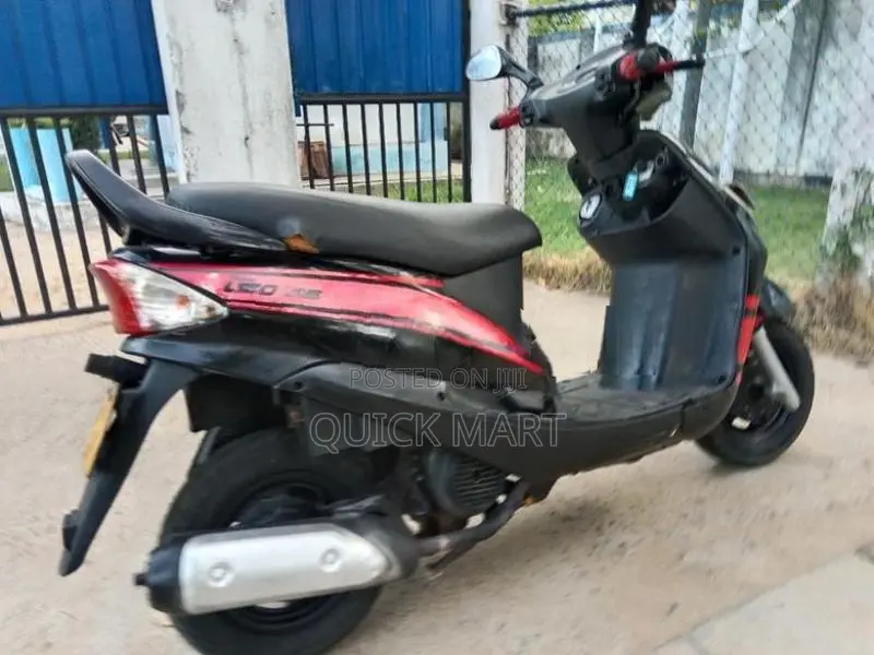 Mahindra Uzo 125 2017