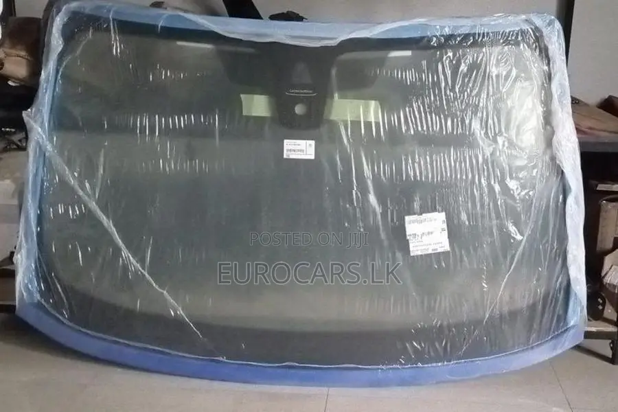 BMW X1 Windscreen