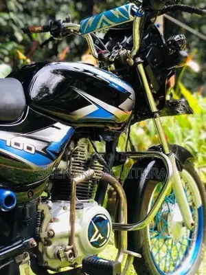 Bajaj CT100 2014