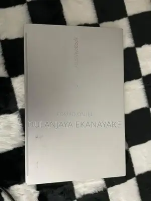 Asus Vivobook K513E