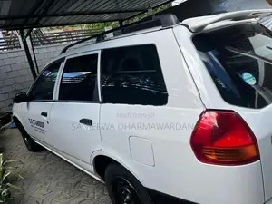 Nissan AD Wagon 2003
