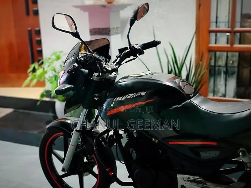 Bajaj Pulsar 180 2007