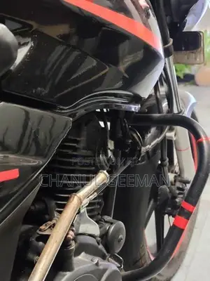 Bajaj Pulsar 180 2007