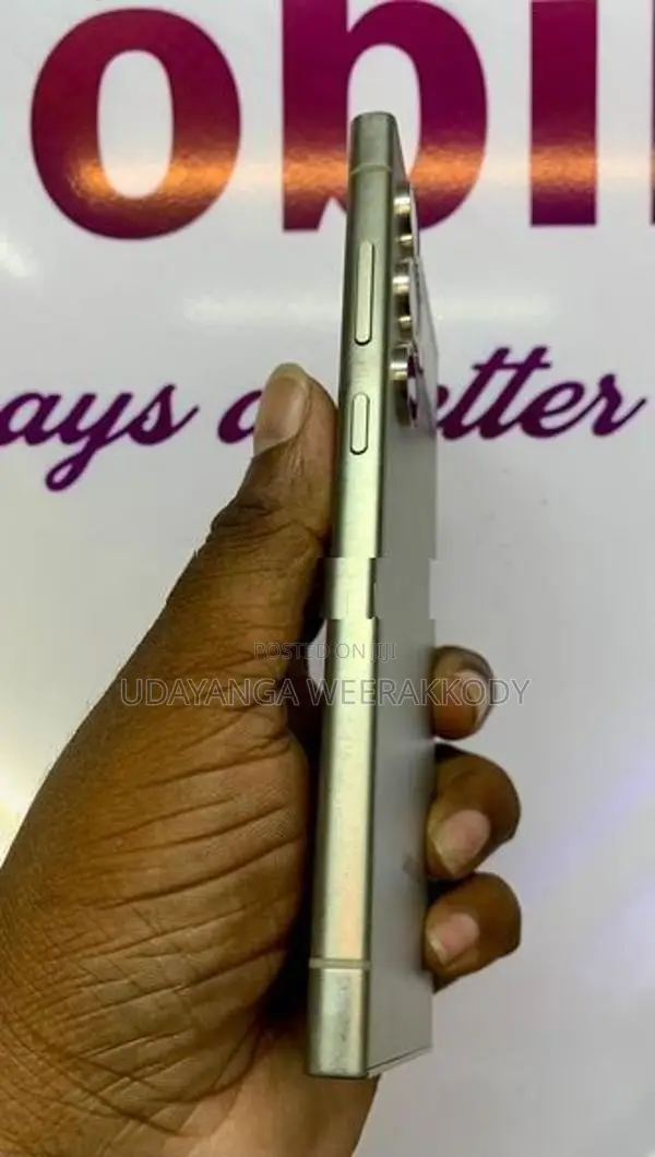 Samsung Galaxy S24 Ultra 256GB (Used)