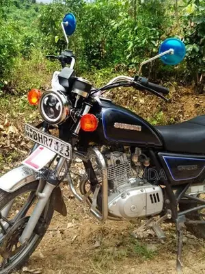 Suzuki GN 125 2017